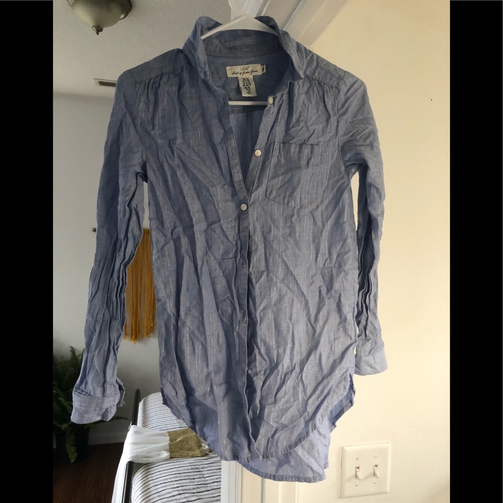 H&M’s button down